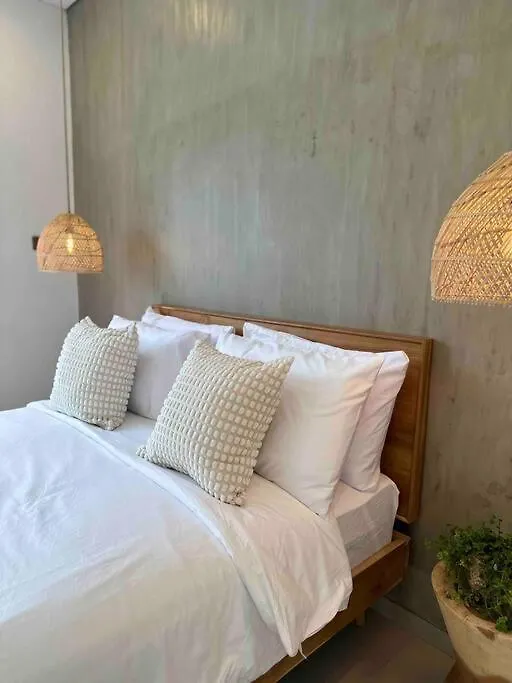 סמיניאק Villa Efire-3 Bedroom With Pool